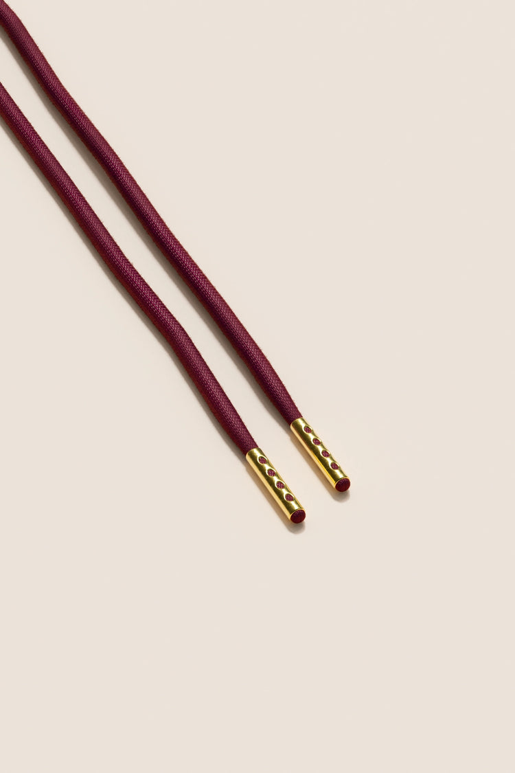 Senkels Bordeaux 4mm Round Waxed Shoelaces with Gold Aglets