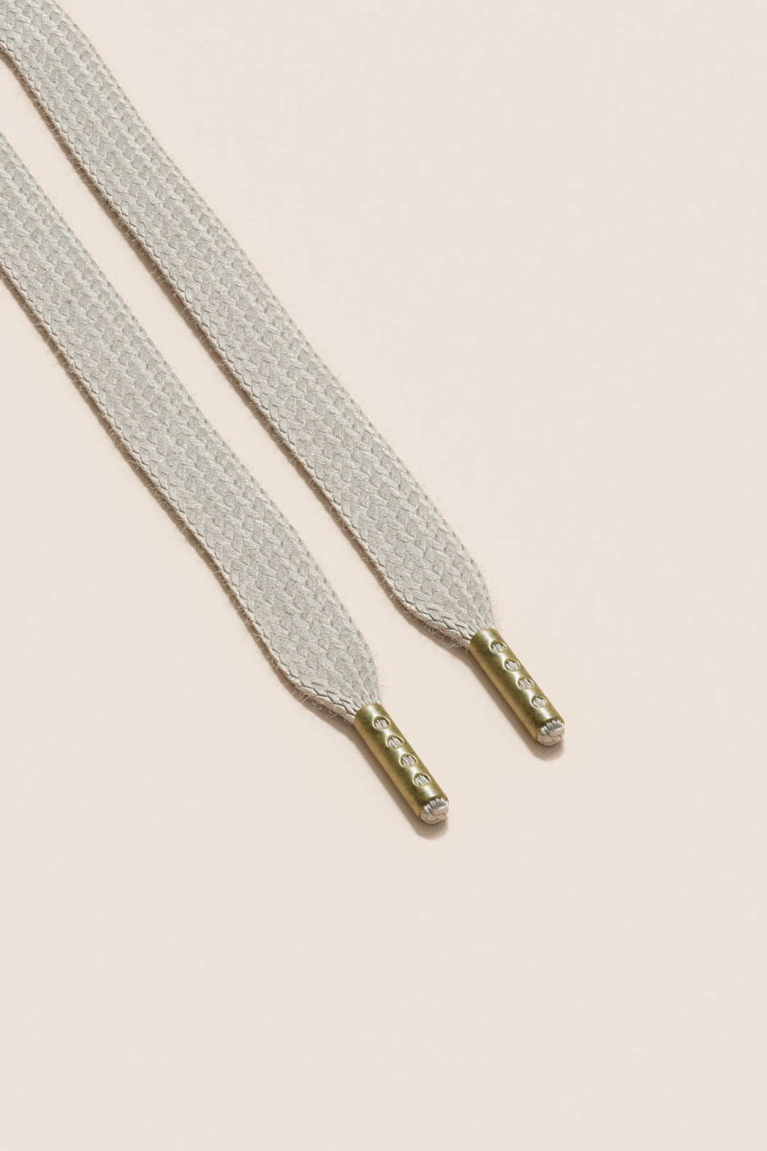 Senkels Nickel Grey Sneaker Shoelaces with Brass Aglets