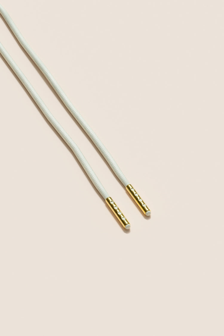 Senkels Off White 2.5mm Round Waxed Shoelaces with Gold Aglets