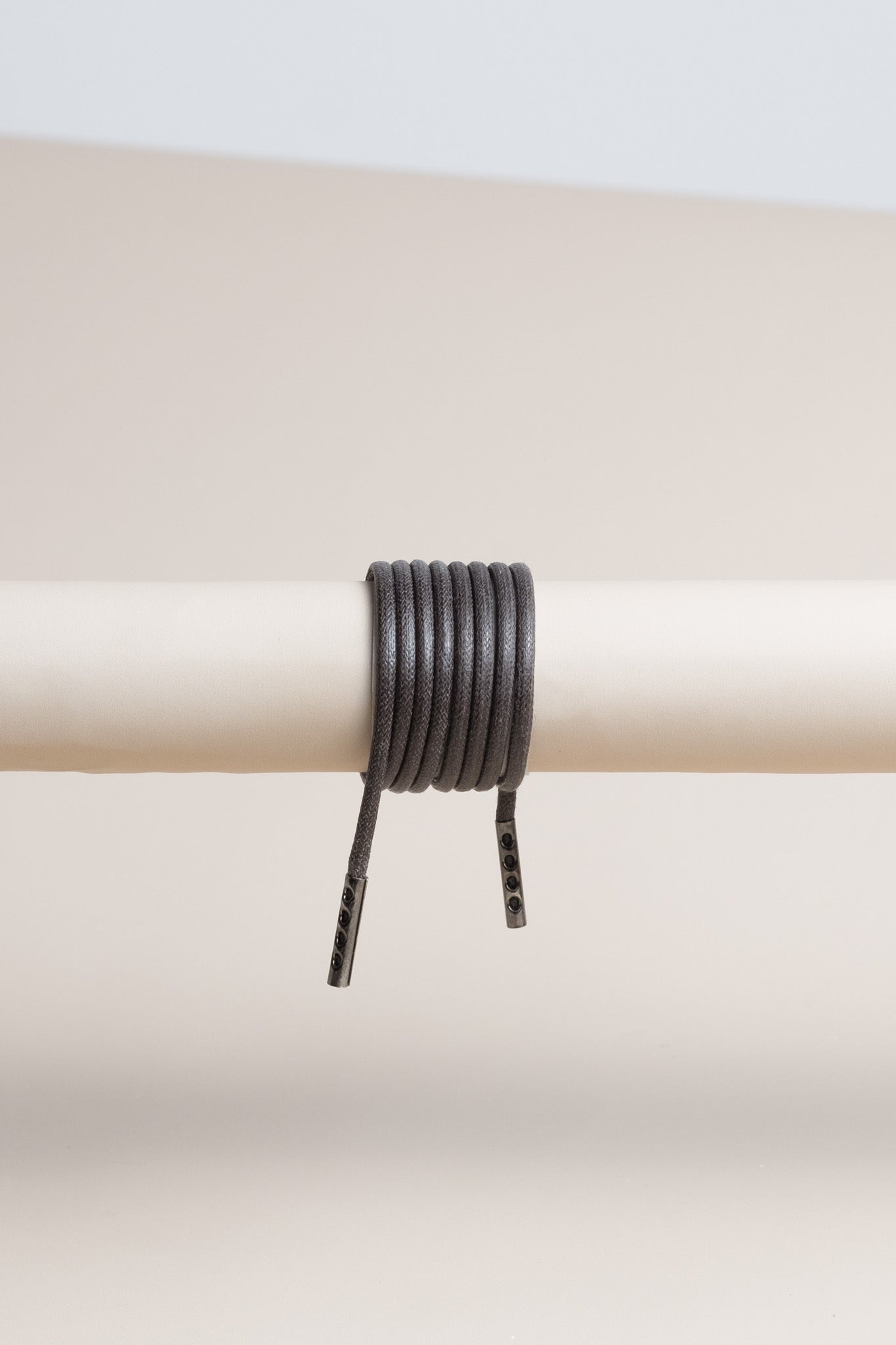 Night Grey - Round Waxed Shoelaces | Senkels